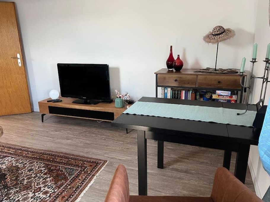 Gemuetliches Apartment Fuer Messe, Job & Kurzurlaub Im Gruenen, Naehe Duesseldorf Meerbusch Luaran gambar