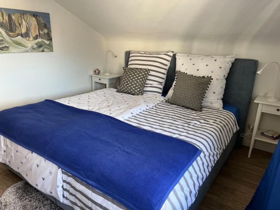 Gemuetliches Apartment Fuer Messe, Job & Kurzurlaub Im Gruenen, Naehe Duesseldorf Meerbusch Luaran gambar